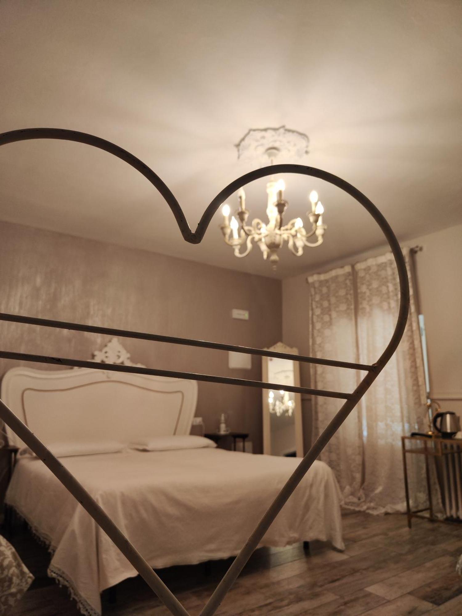 مبيت وإفطار مونتيشياري Garda Relais Antica Romelia المظهر الخارجي الصورة
