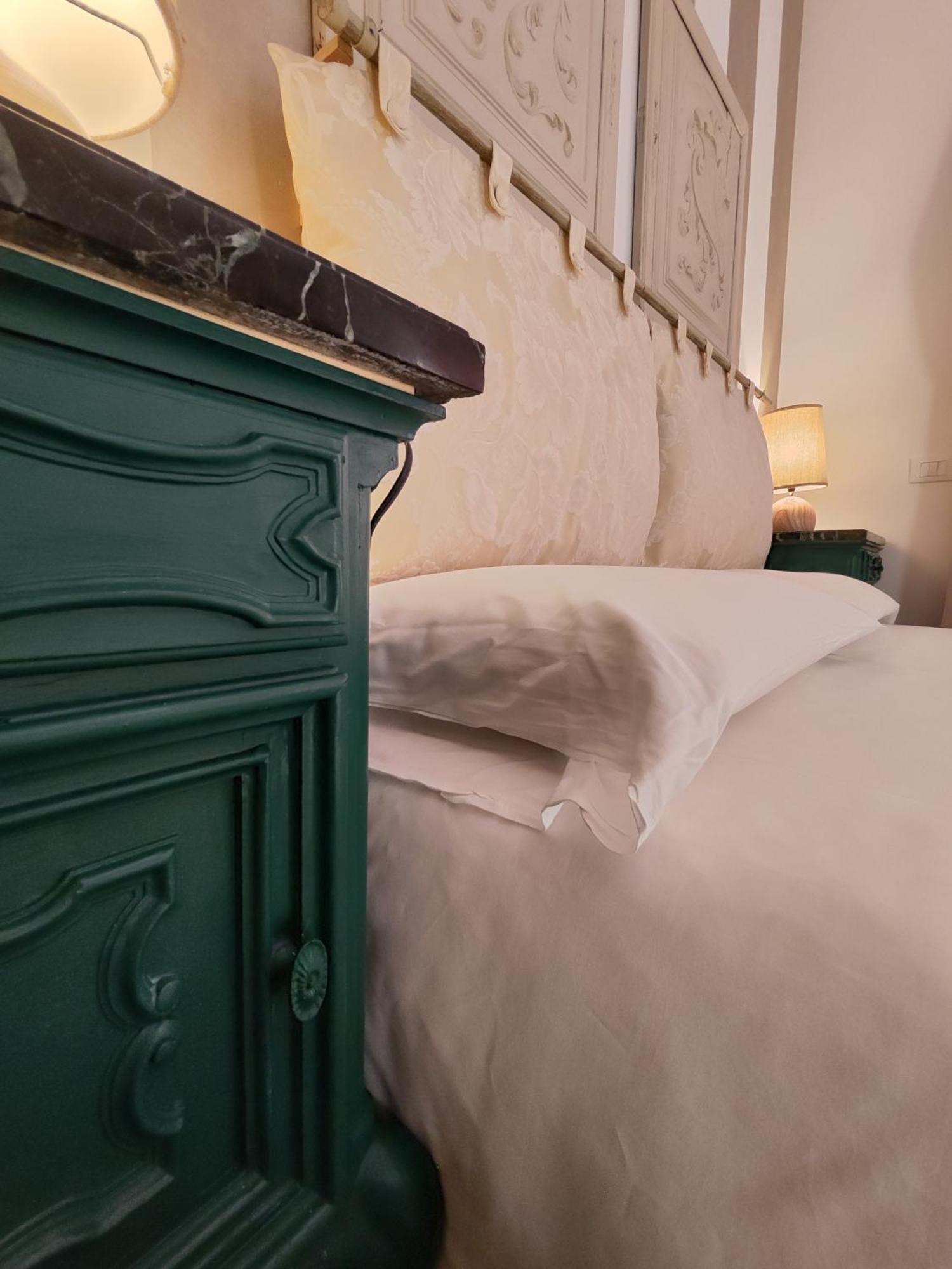 مبيت وإفطار مونتيشياري Garda Relais Antica Romelia المظهر الخارجي الصورة