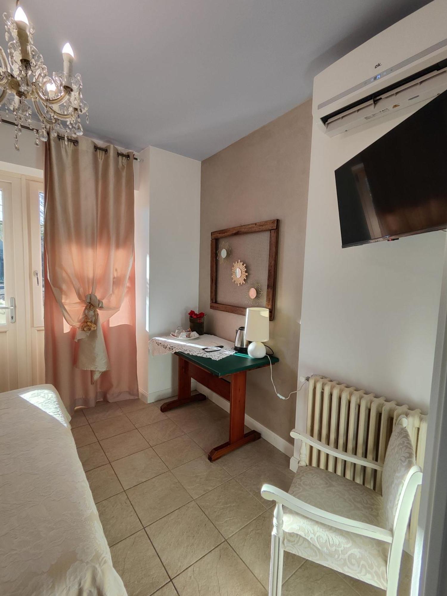 مبيت وإفطار مونتيشياري Garda Relais Antica Romelia المظهر الخارجي الصورة