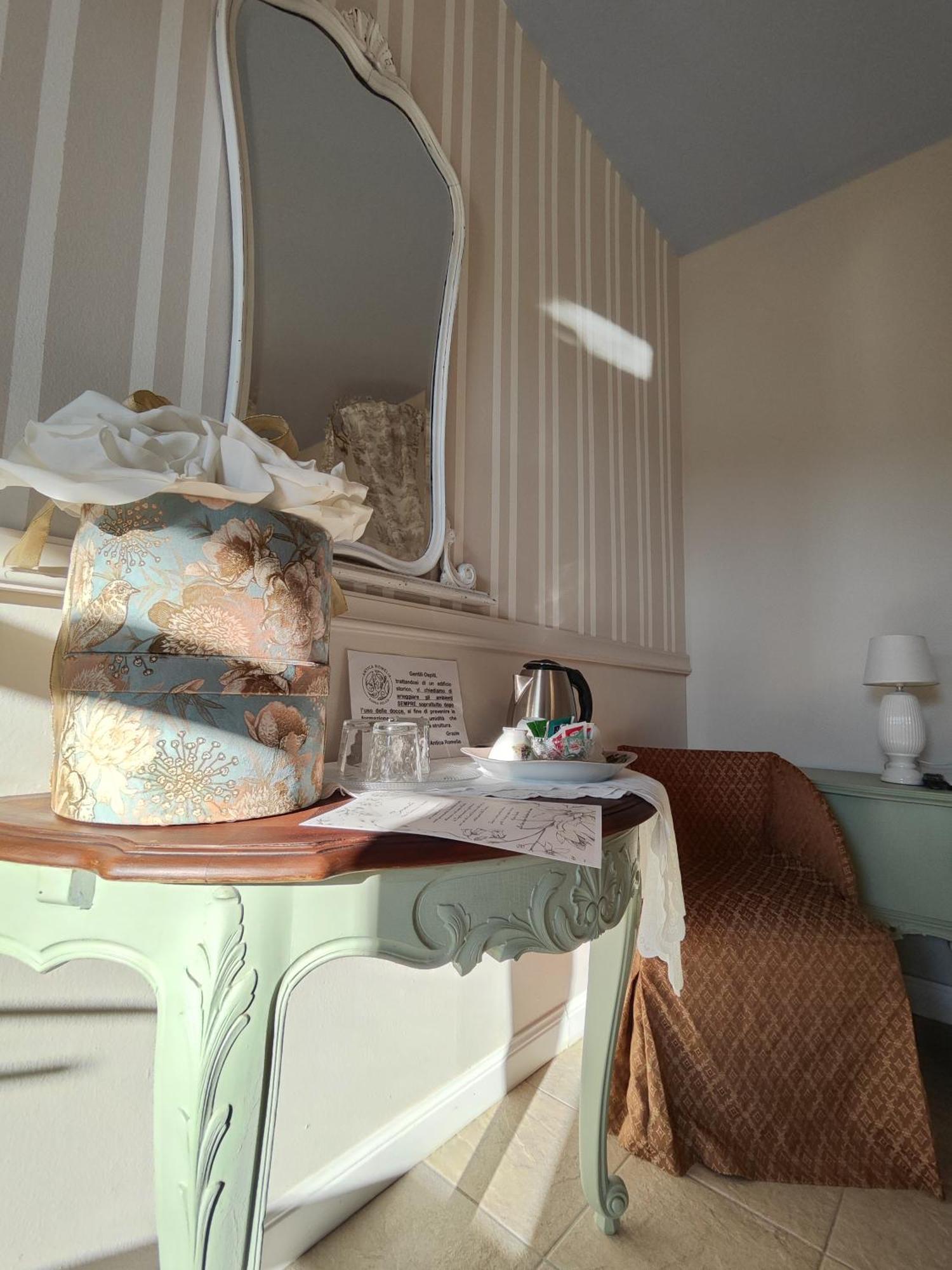 مبيت وإفطار مونتيشياري Garda Relais Antica Romelia المظهر الخارجي الصورة