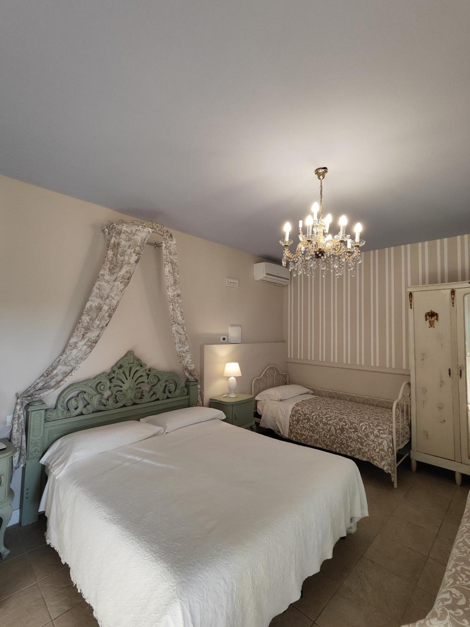 مبيت وإفطار مونتيشياري Garda Relais Antica Romelia المظهر الخارجي الصورة