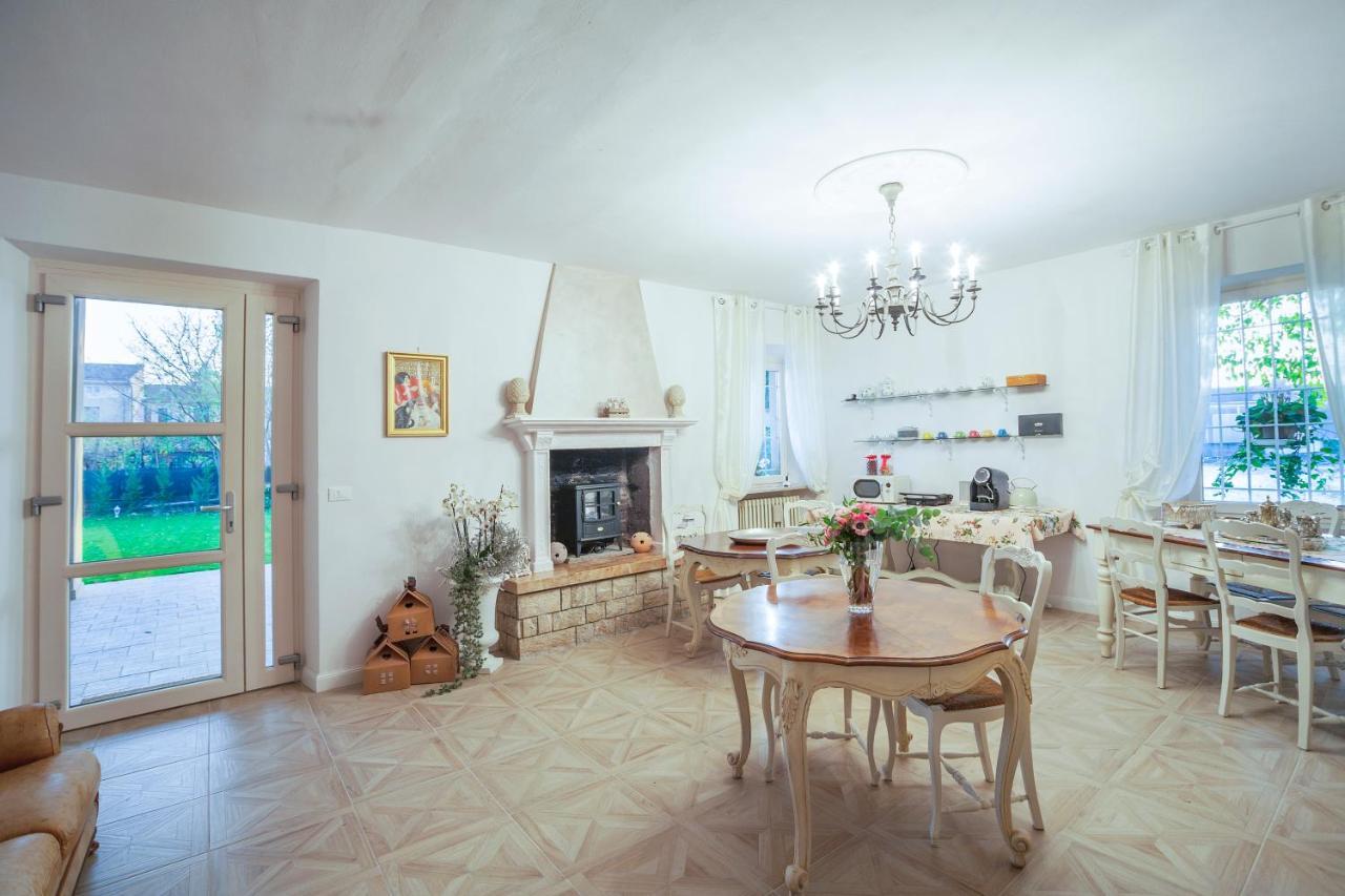 مبيت وإفطار مونتيشياري Garda Relais Antica Romelia المظهر الخارجي الصورة